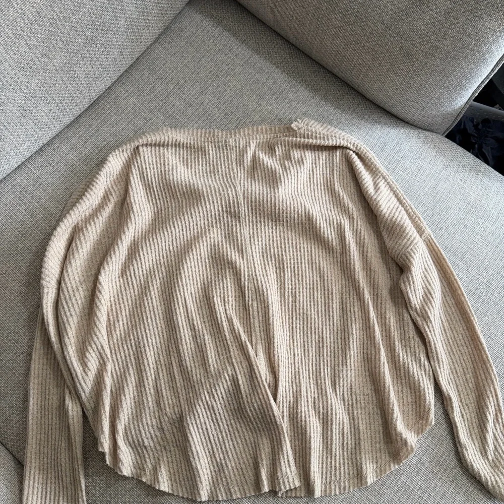 UO “Out from Under” Tie Front Top - Picture 8 of 9